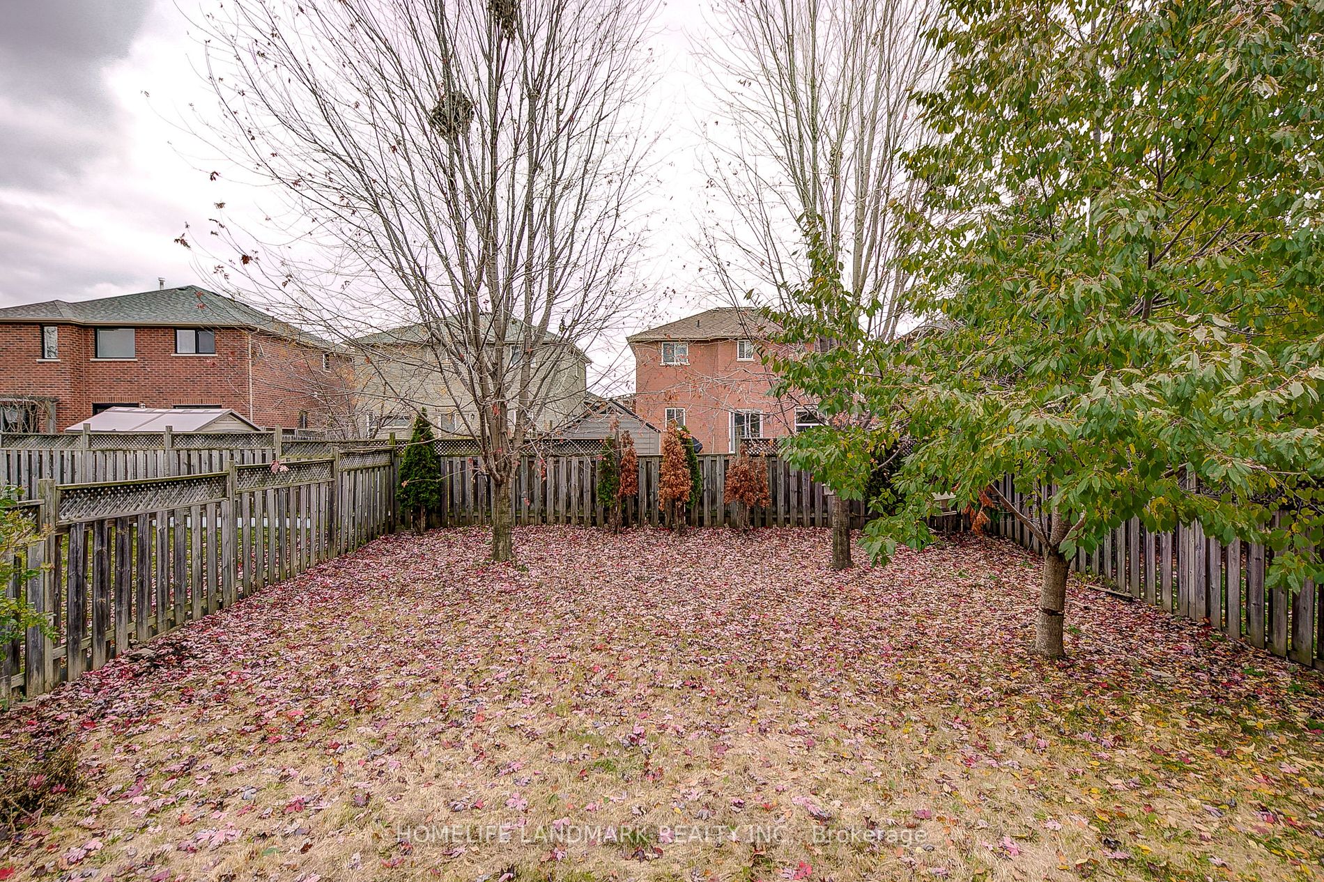 23 Esther Dr