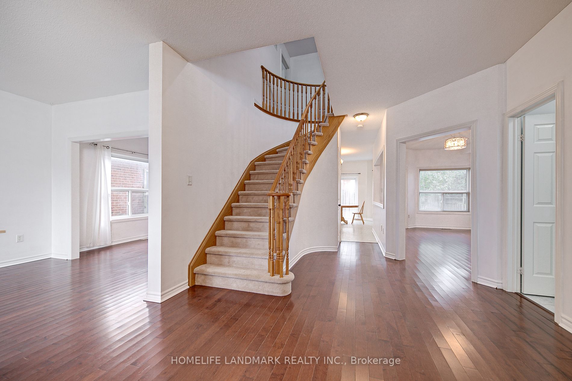 23 Esther Dr