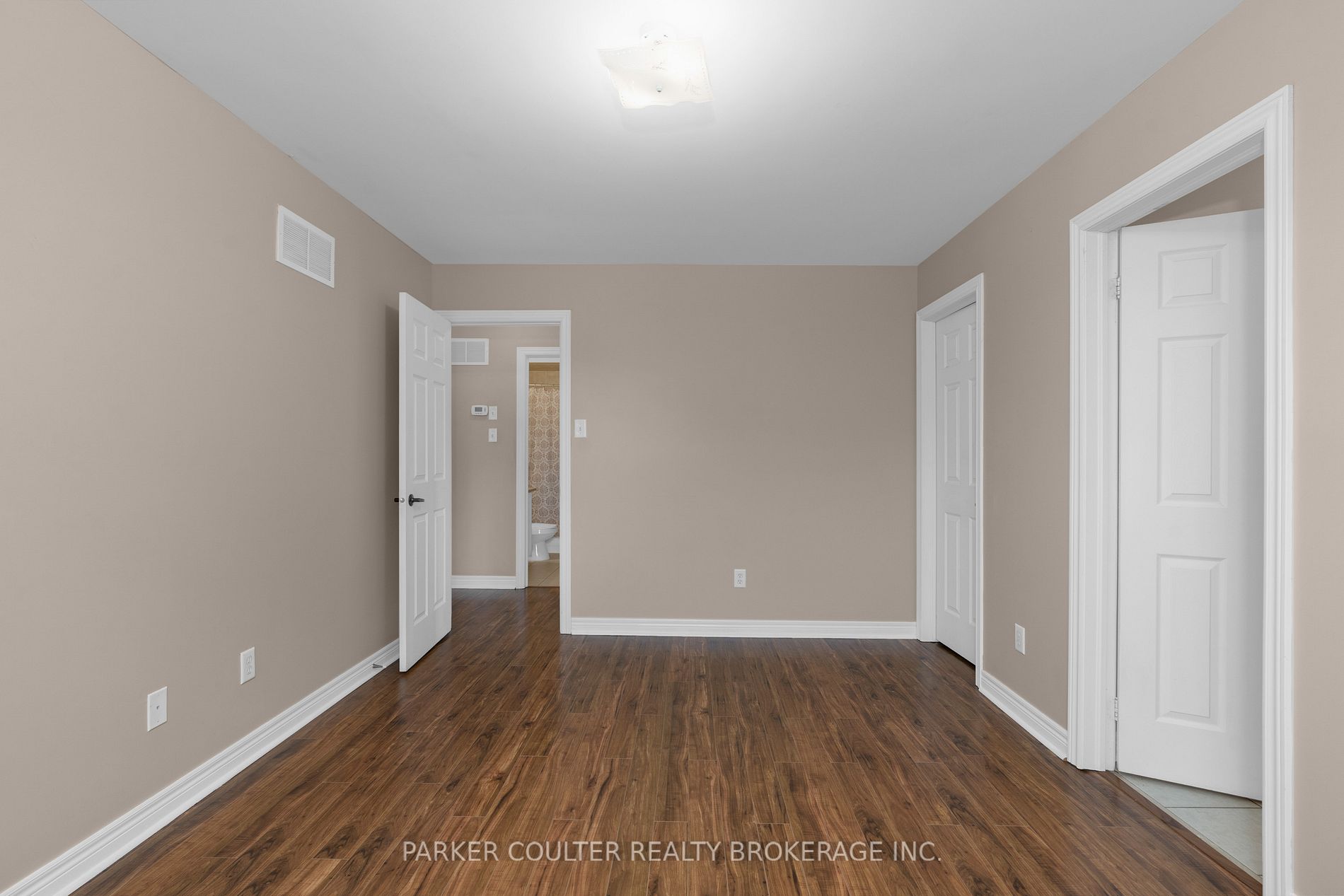 27 Pringle Dr