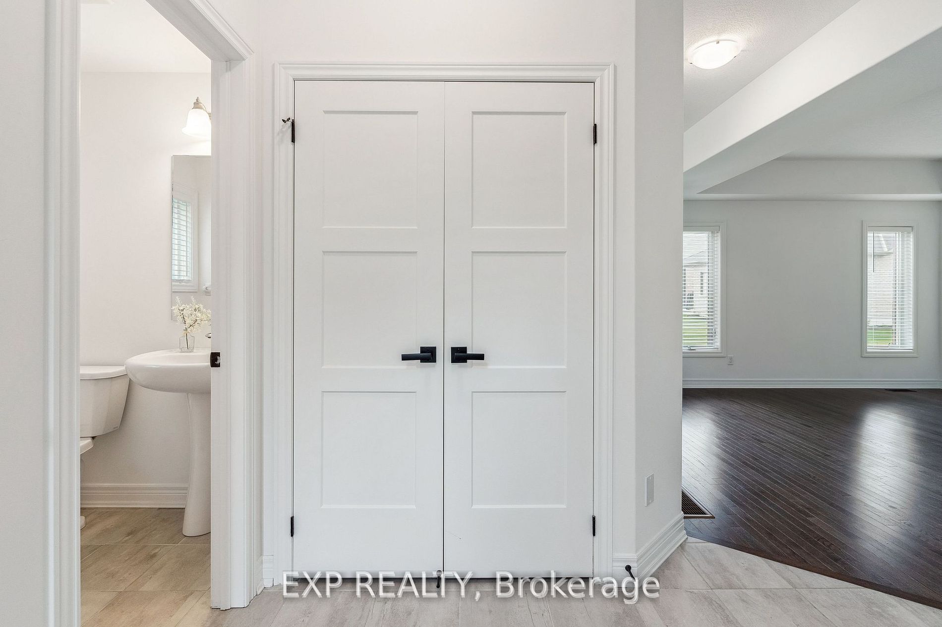 113 Plewes Dr