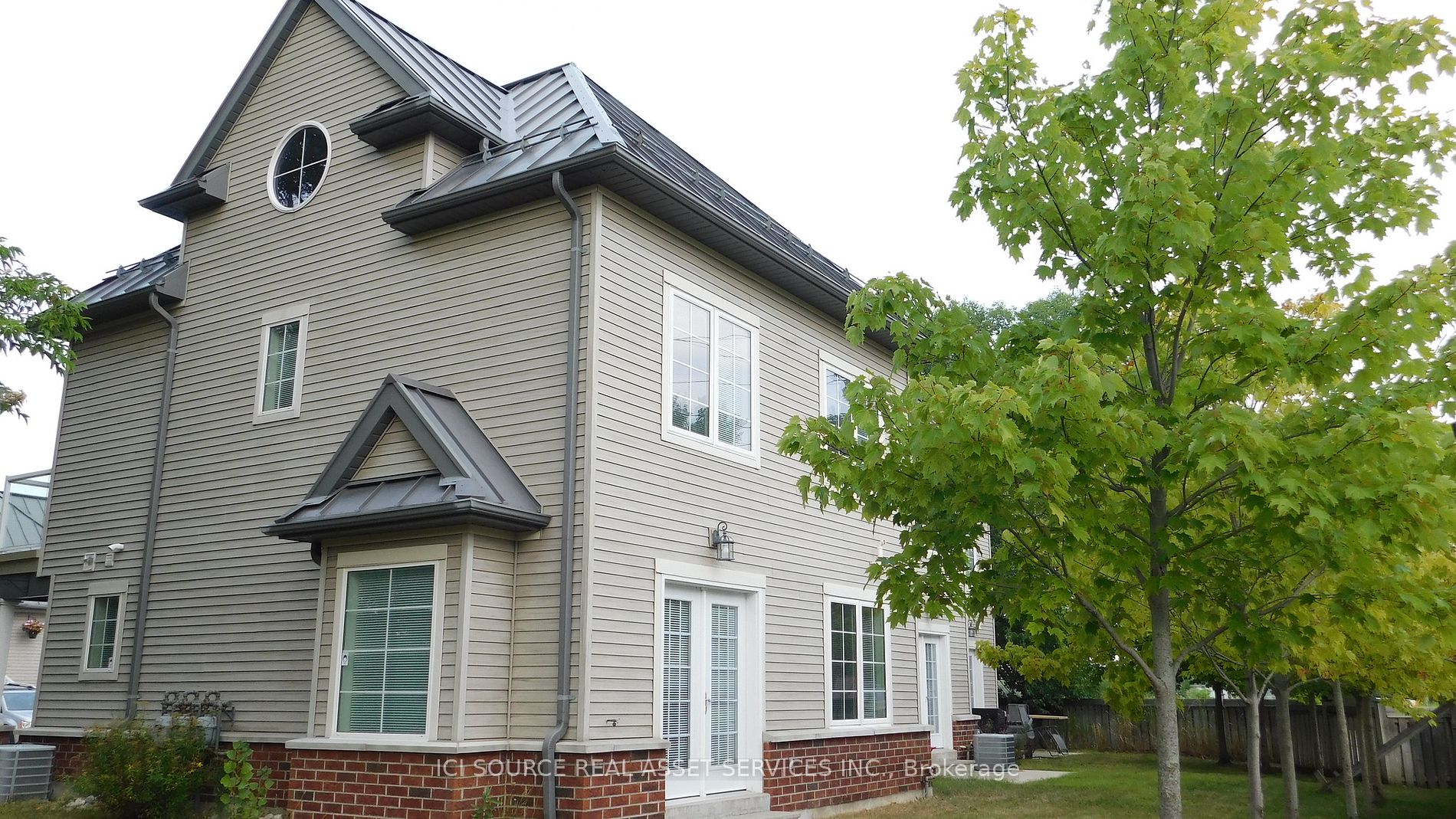 64 River Rd E, #9