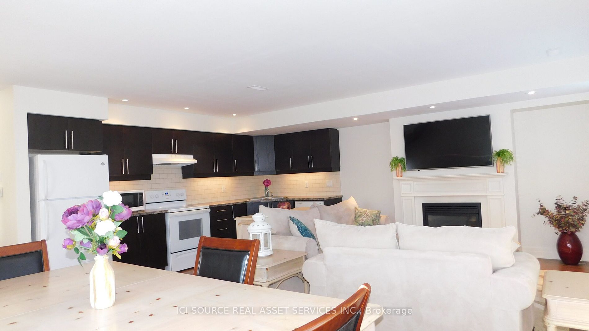 64 River Rd E, #9