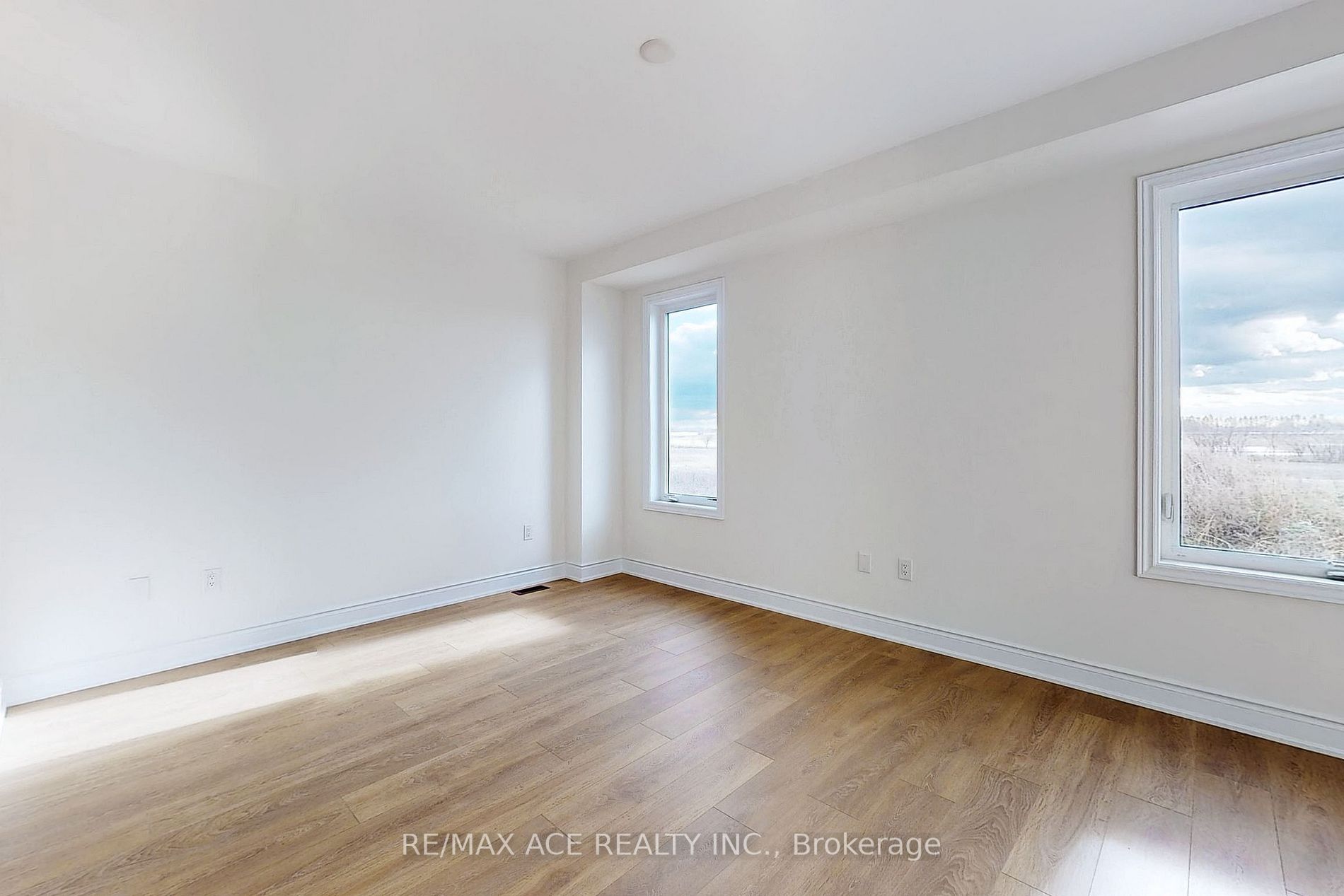 71 Season Cres