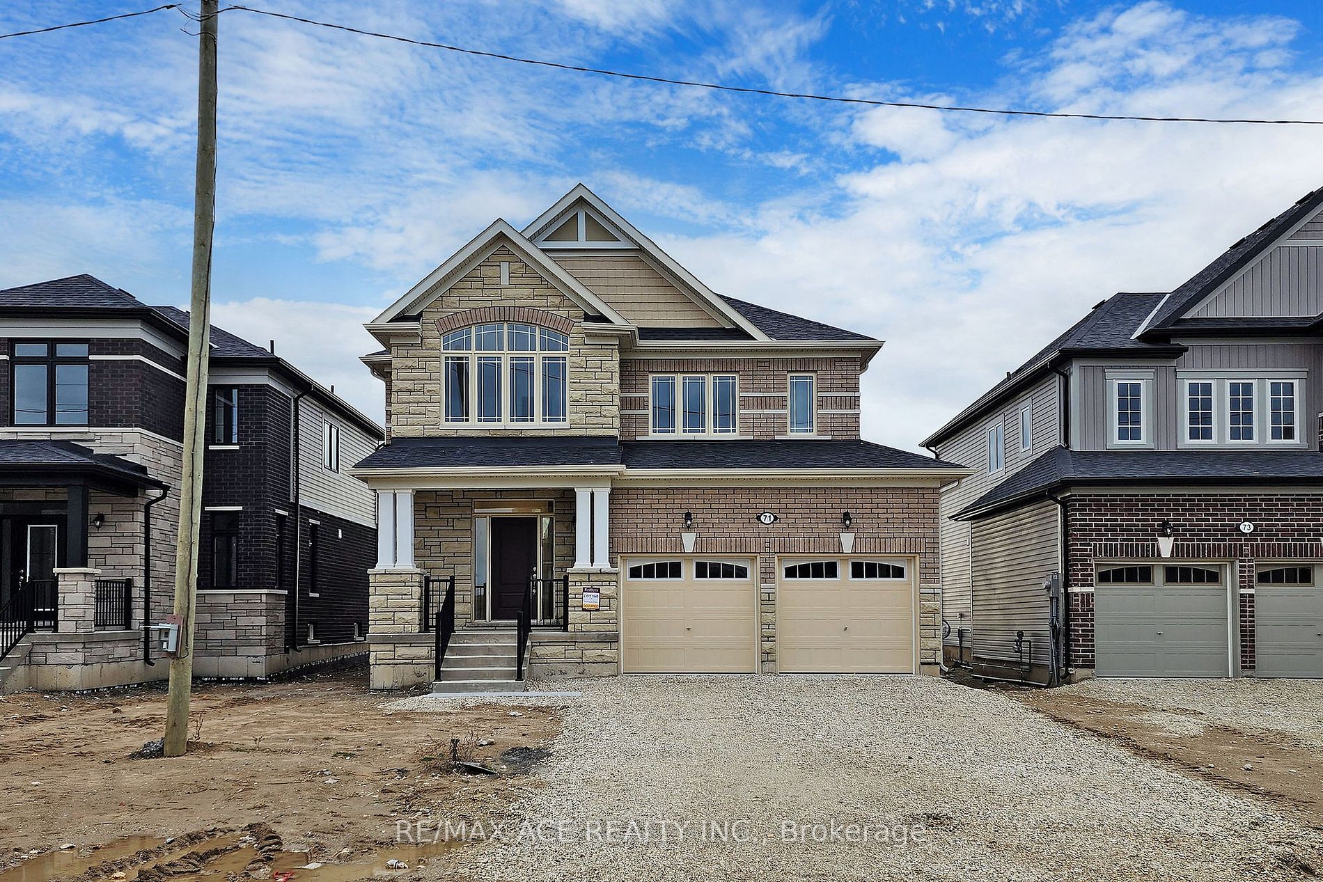71 Season Cres