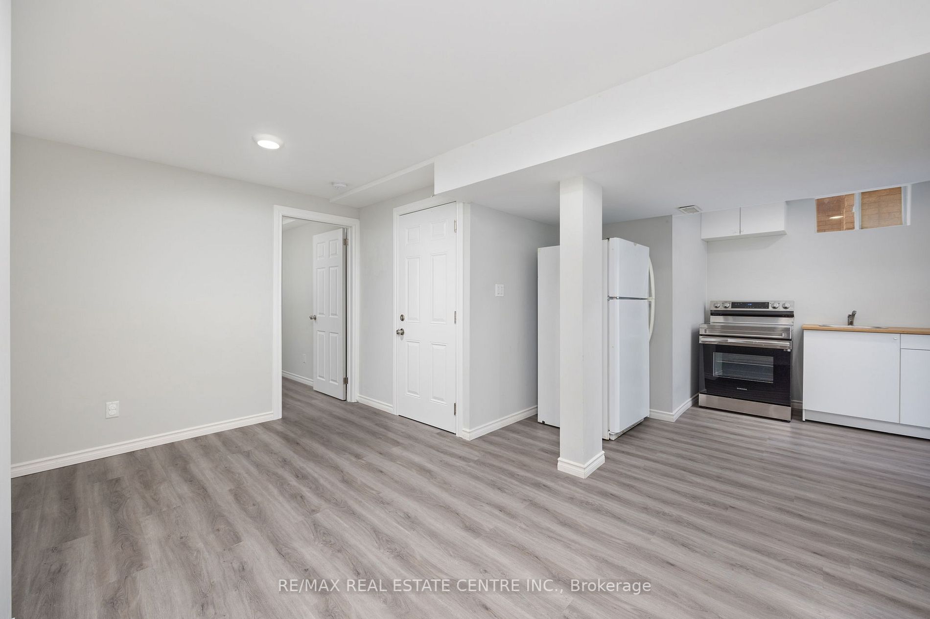 124 Laidlaw Dr