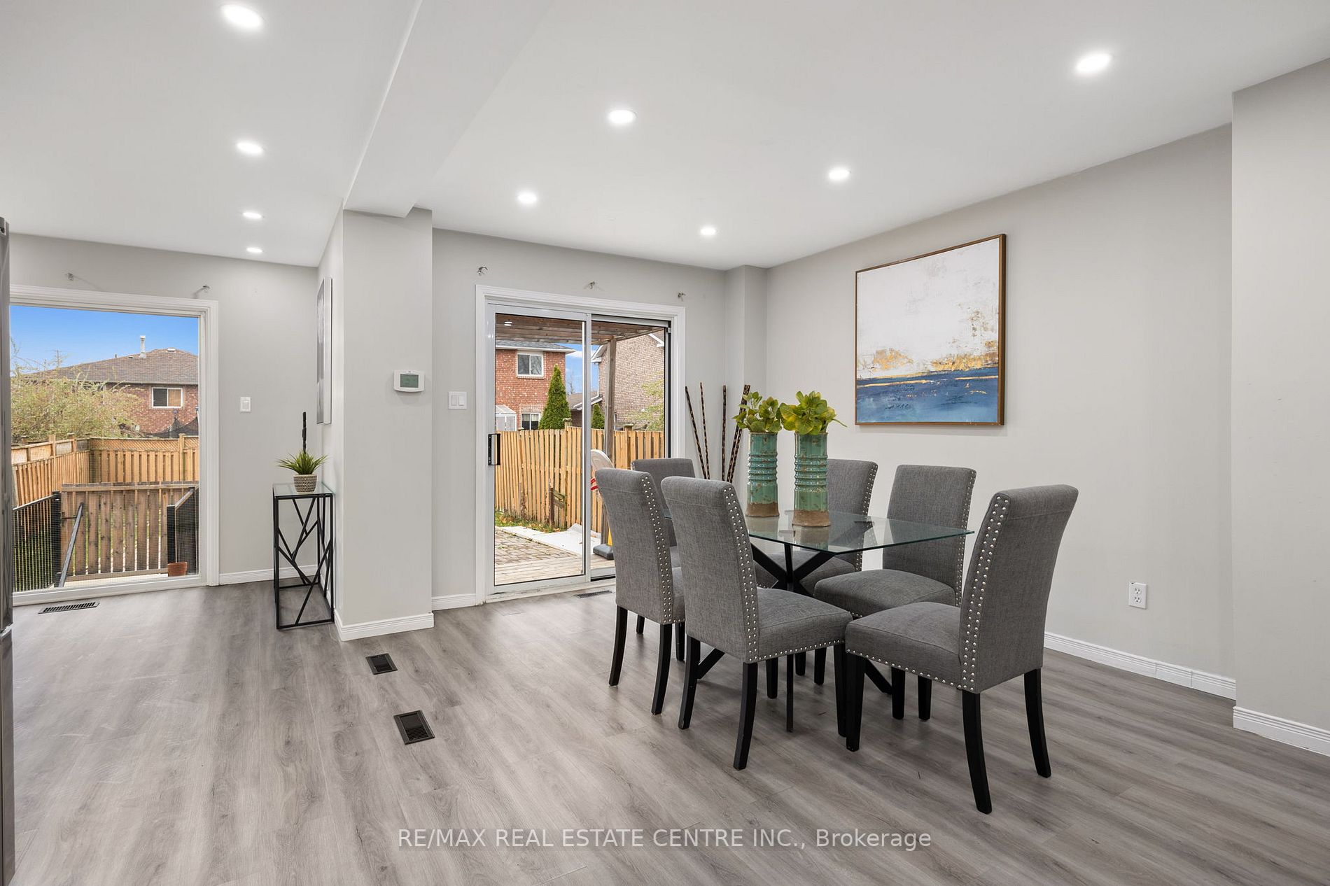 124 Laidlaw Dr
