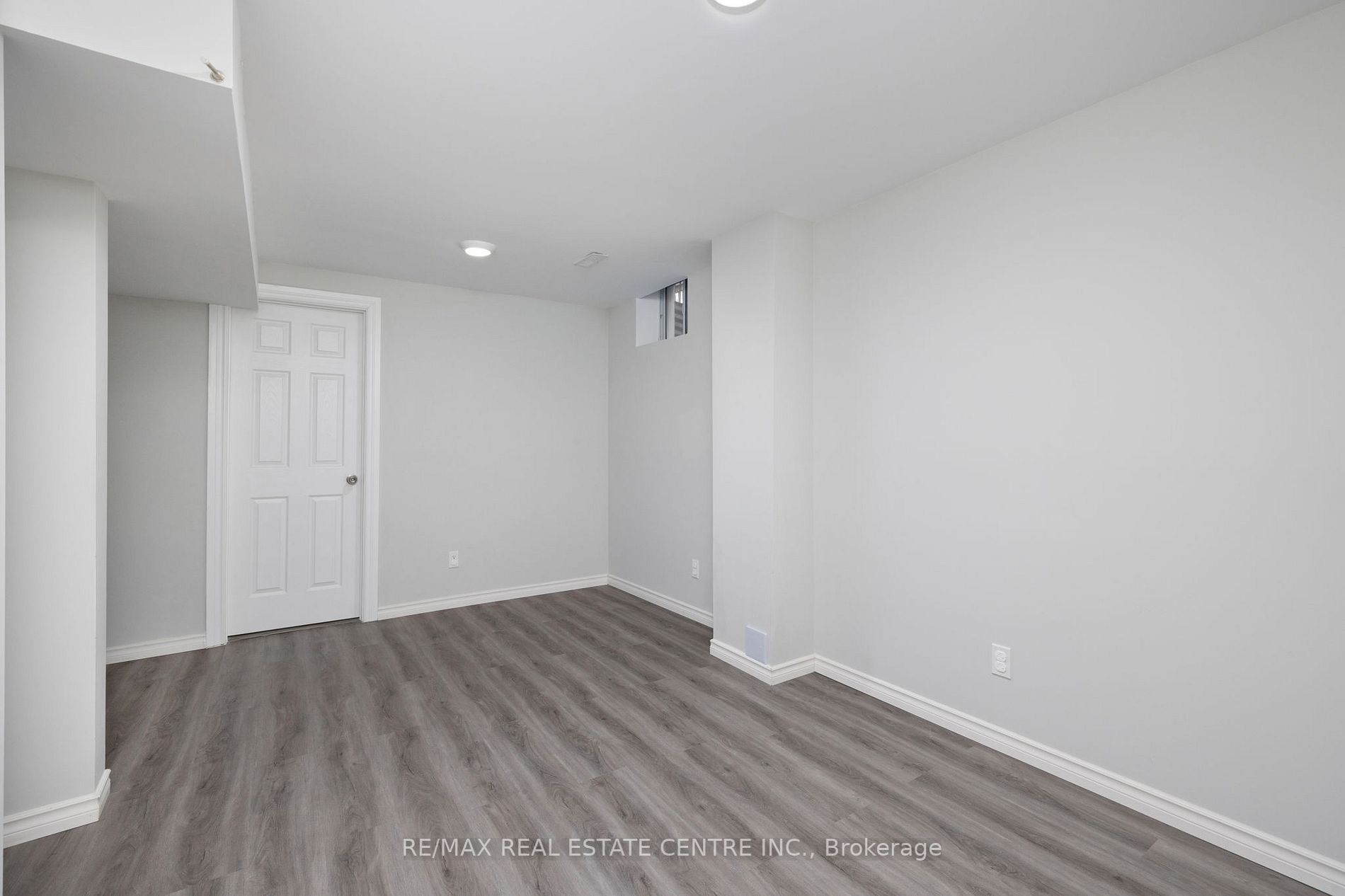 124 Laidlaw Dr