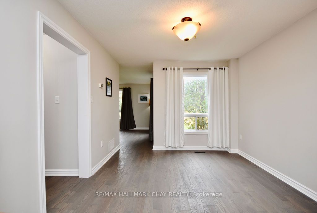 94 Golden Meadow Rd