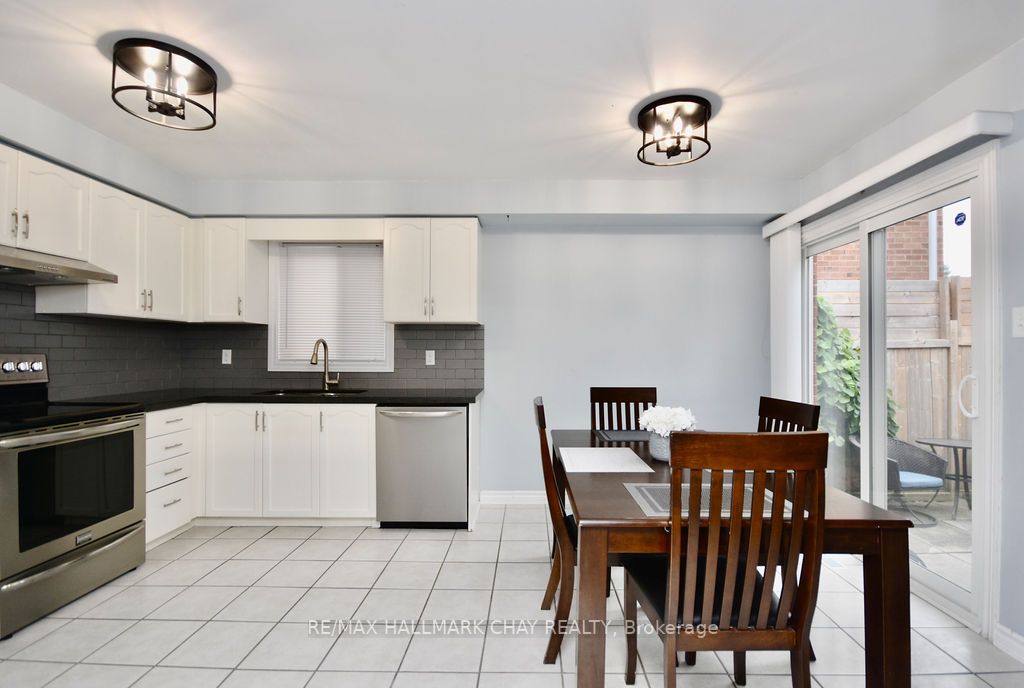 94 Golden Meadow Rd