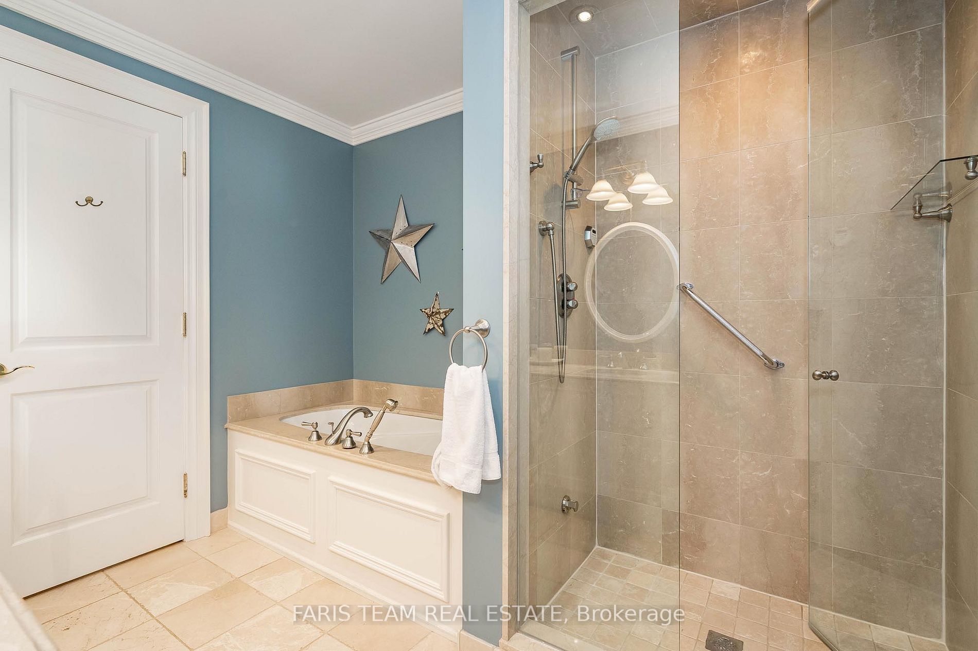 40 Trott Blvd, #705
