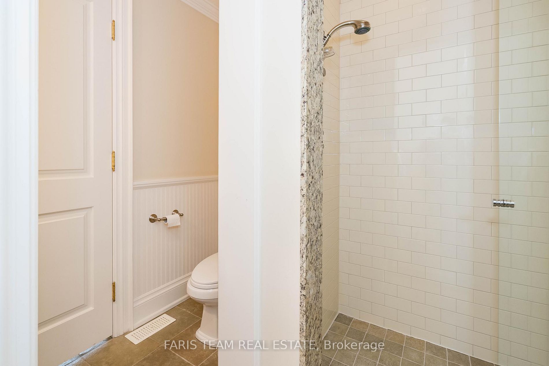 40 Trott Blvd, #705