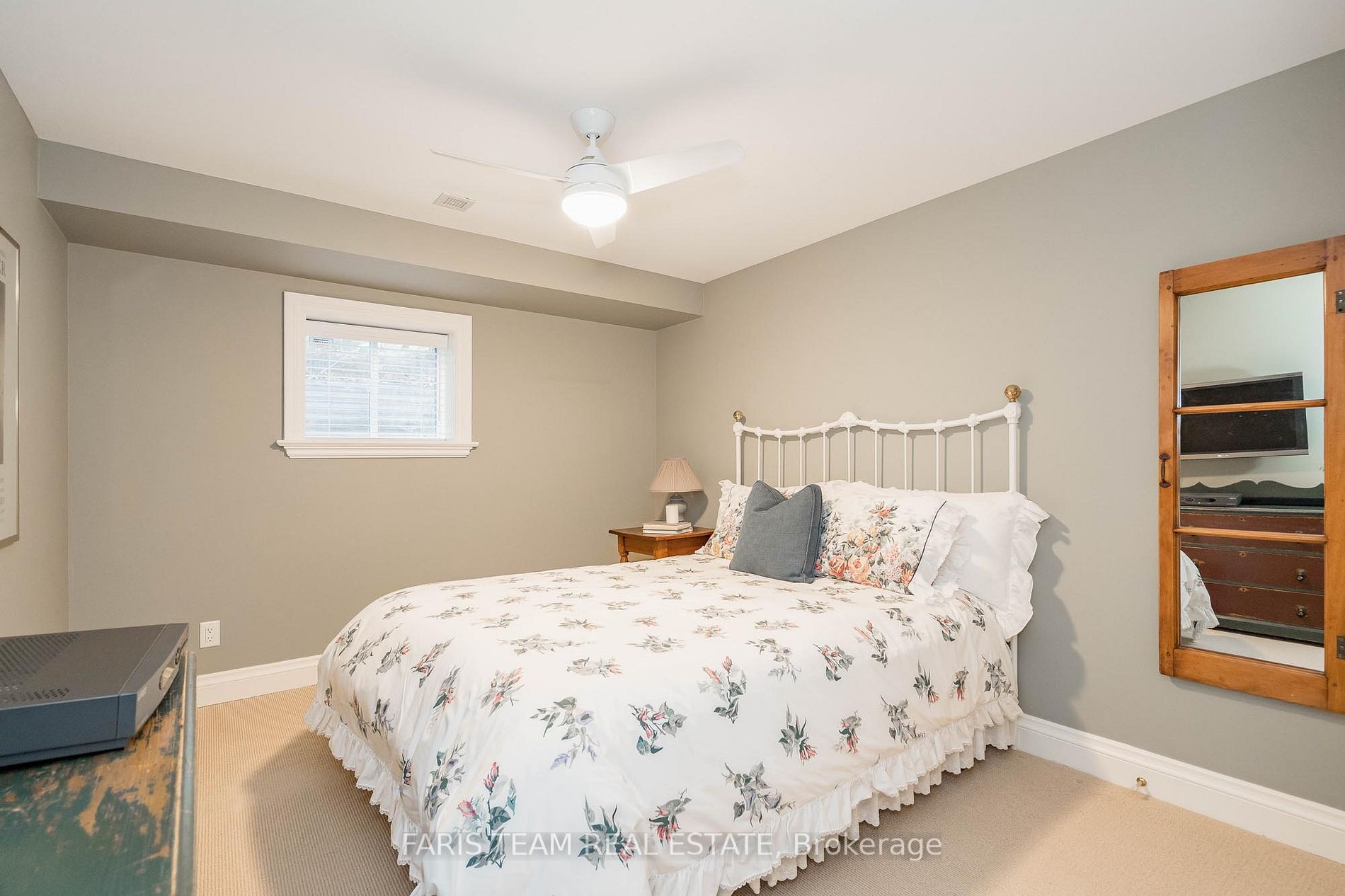 40 Trott Blvd, #705