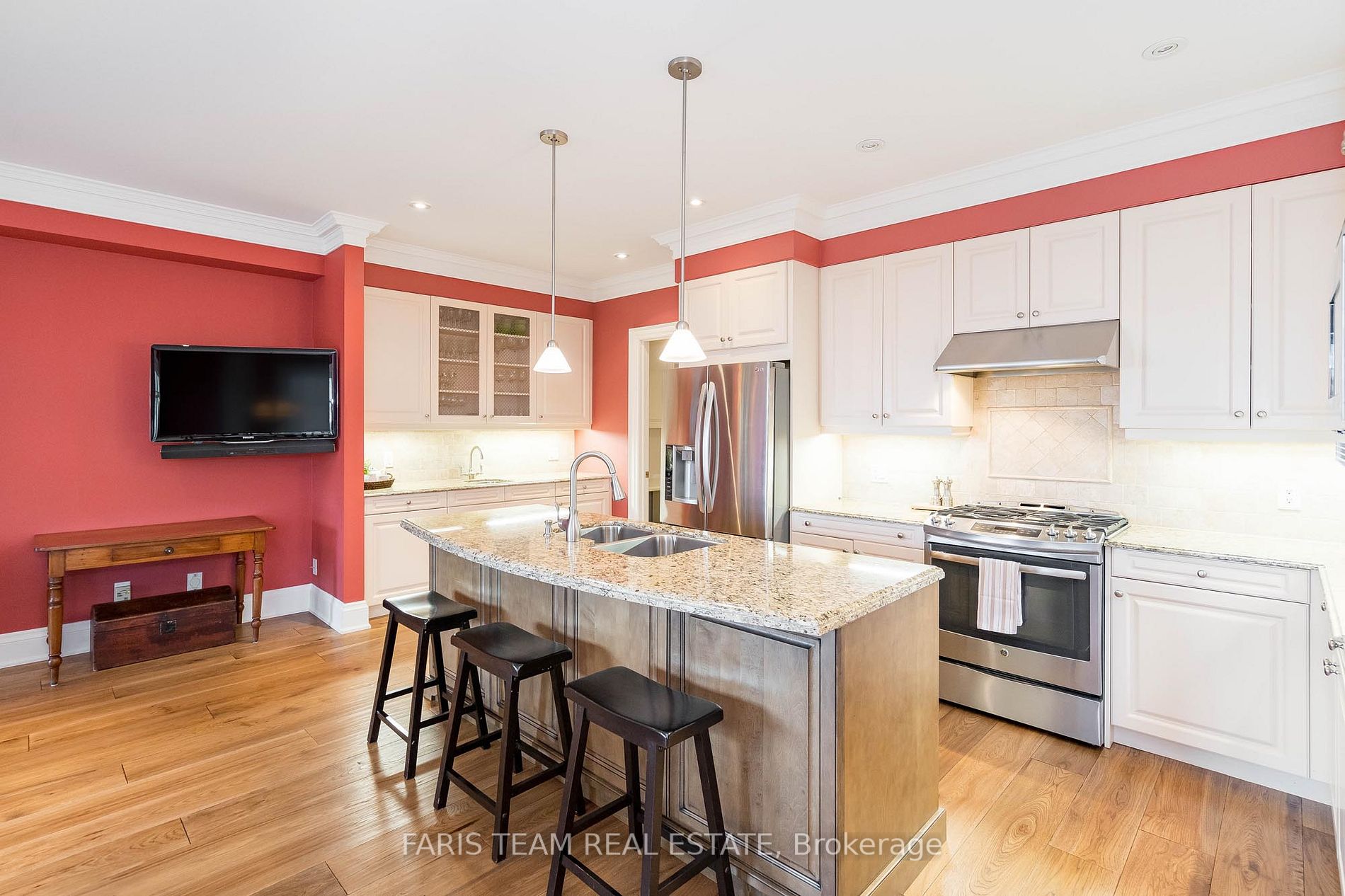 40 Trott Blvd, #705