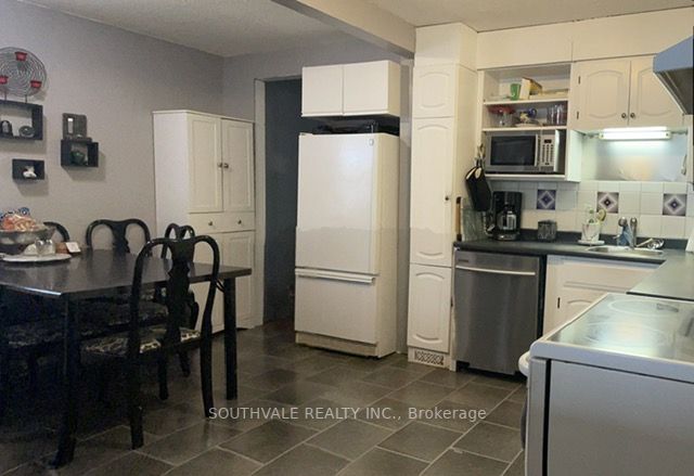31 Seventh St