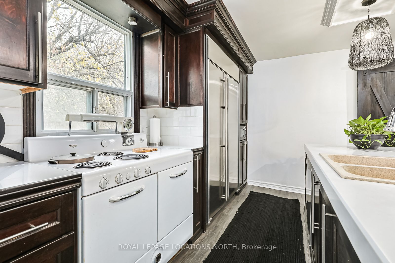 645 Mountain Road