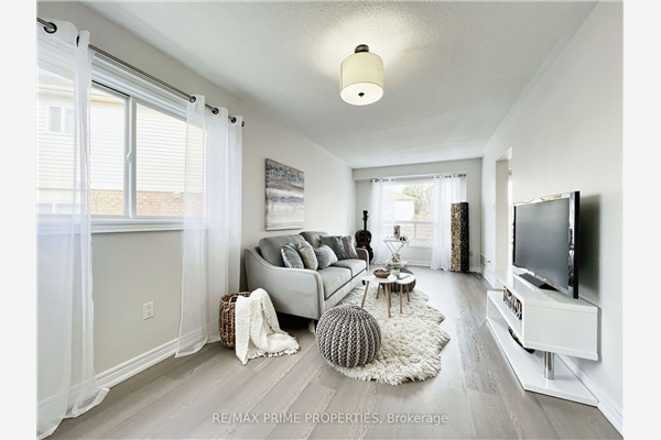 192 Pickett Cres, Barrie