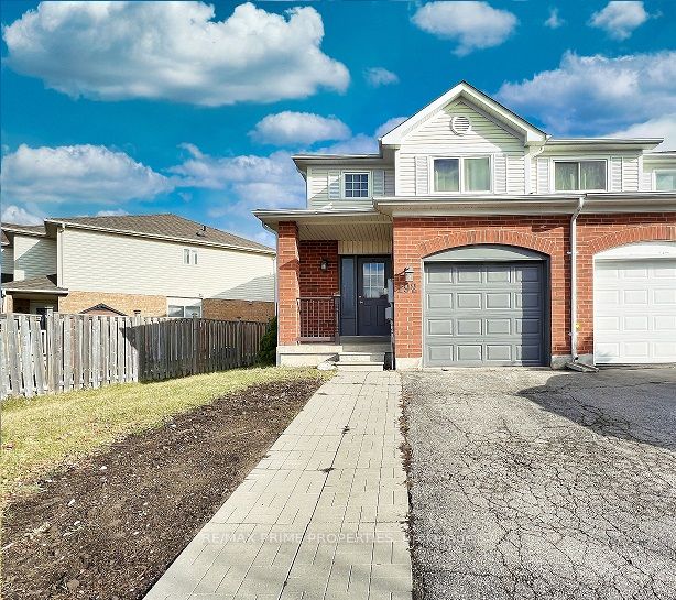 192 Pickett Cres