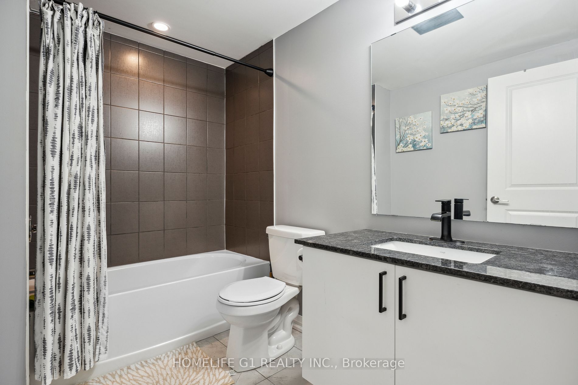 20 Koda St, #207