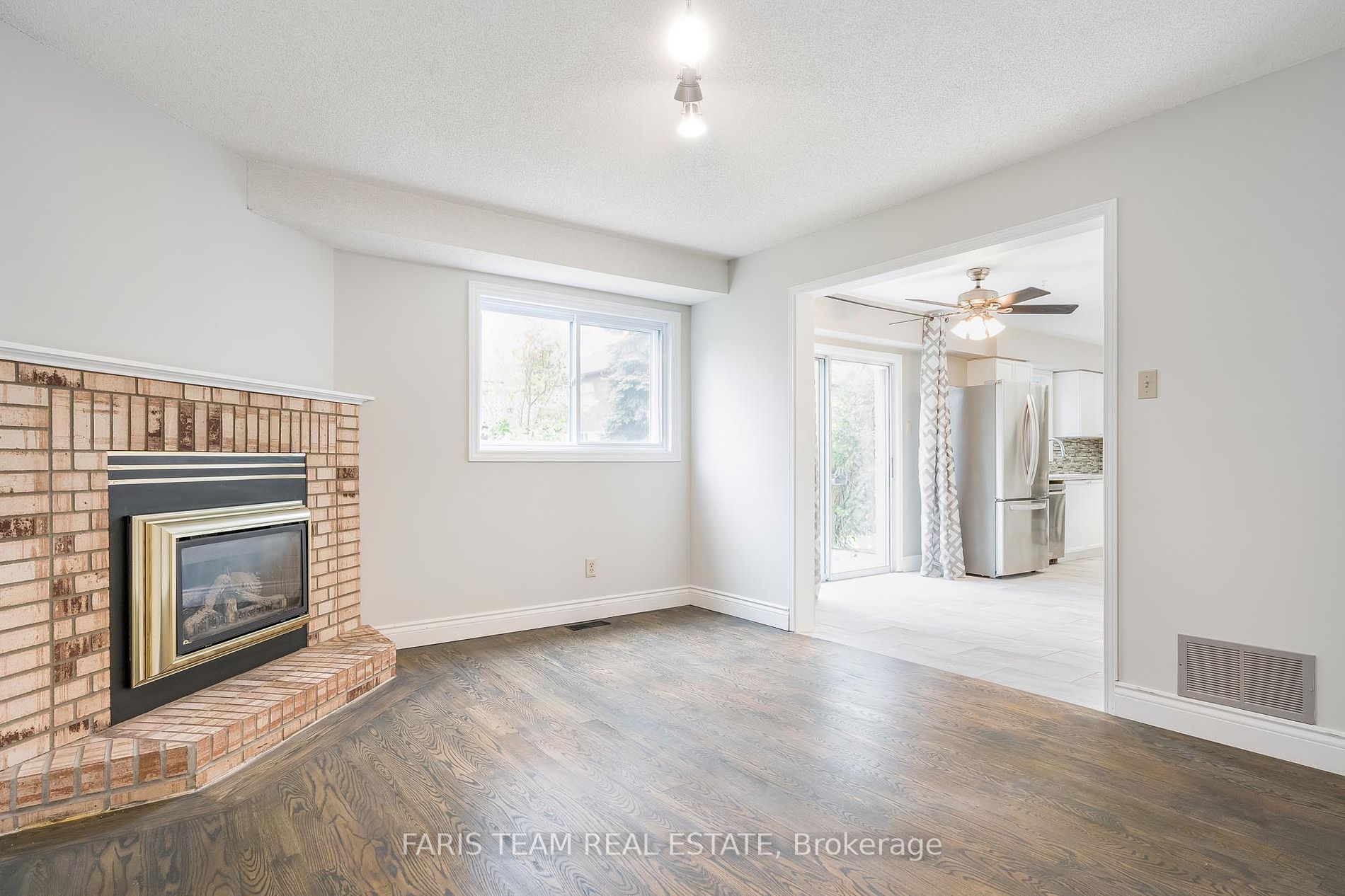 434 Sunnidale Rd