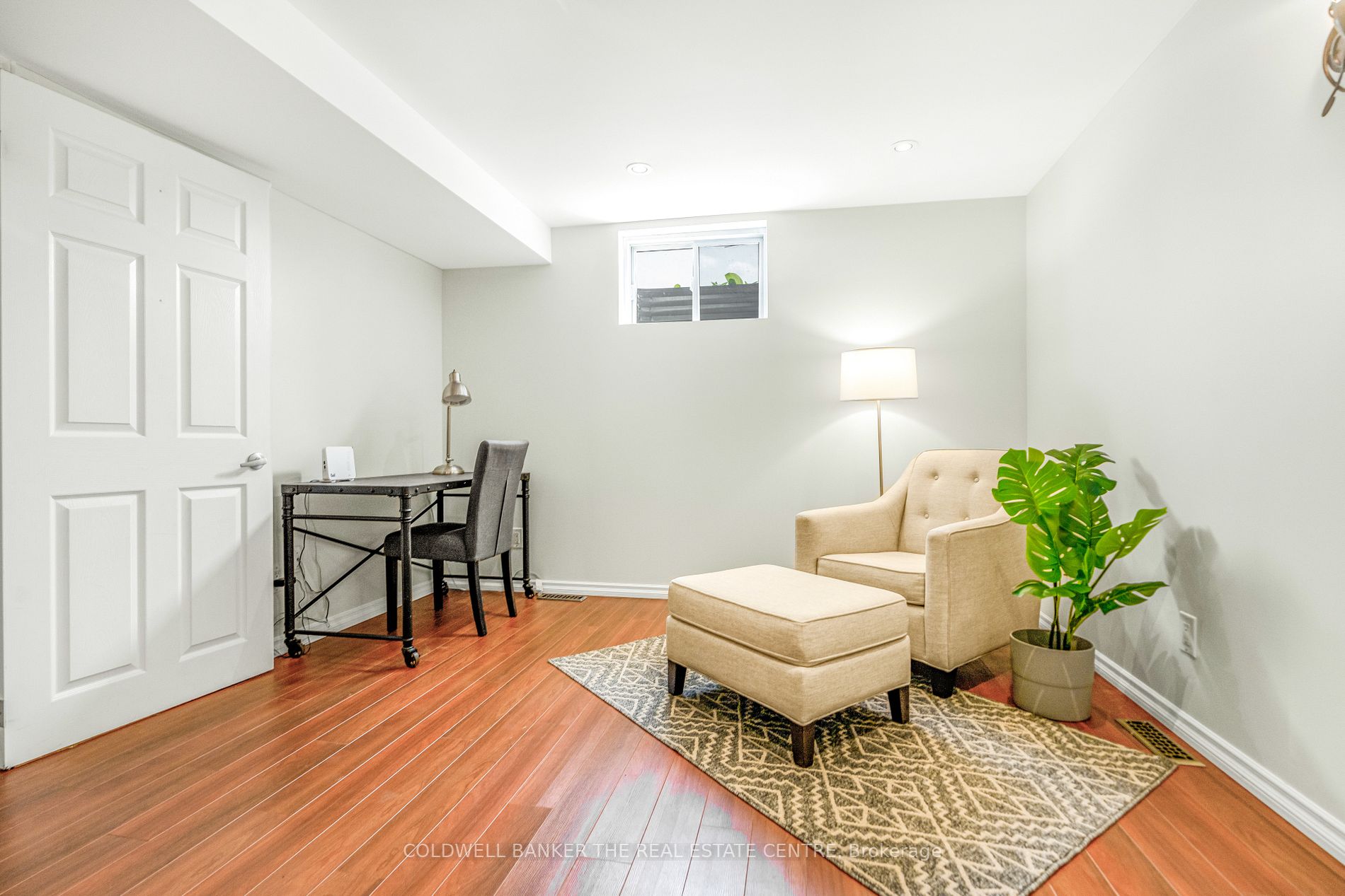 20 Silver Maple Cres