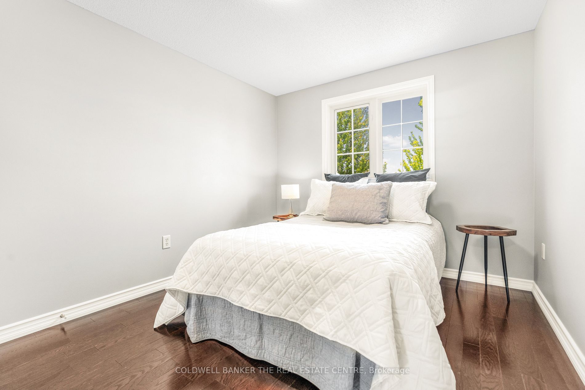20 Silver Maple Cres