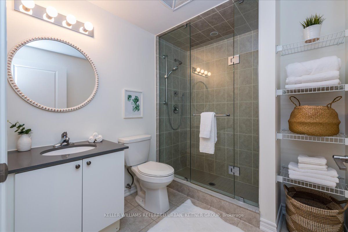 7 Greenwich St, #310