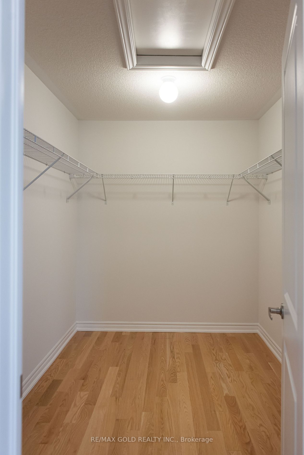 17 Ludlow Dr