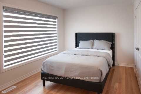 17 Ludlow Dr