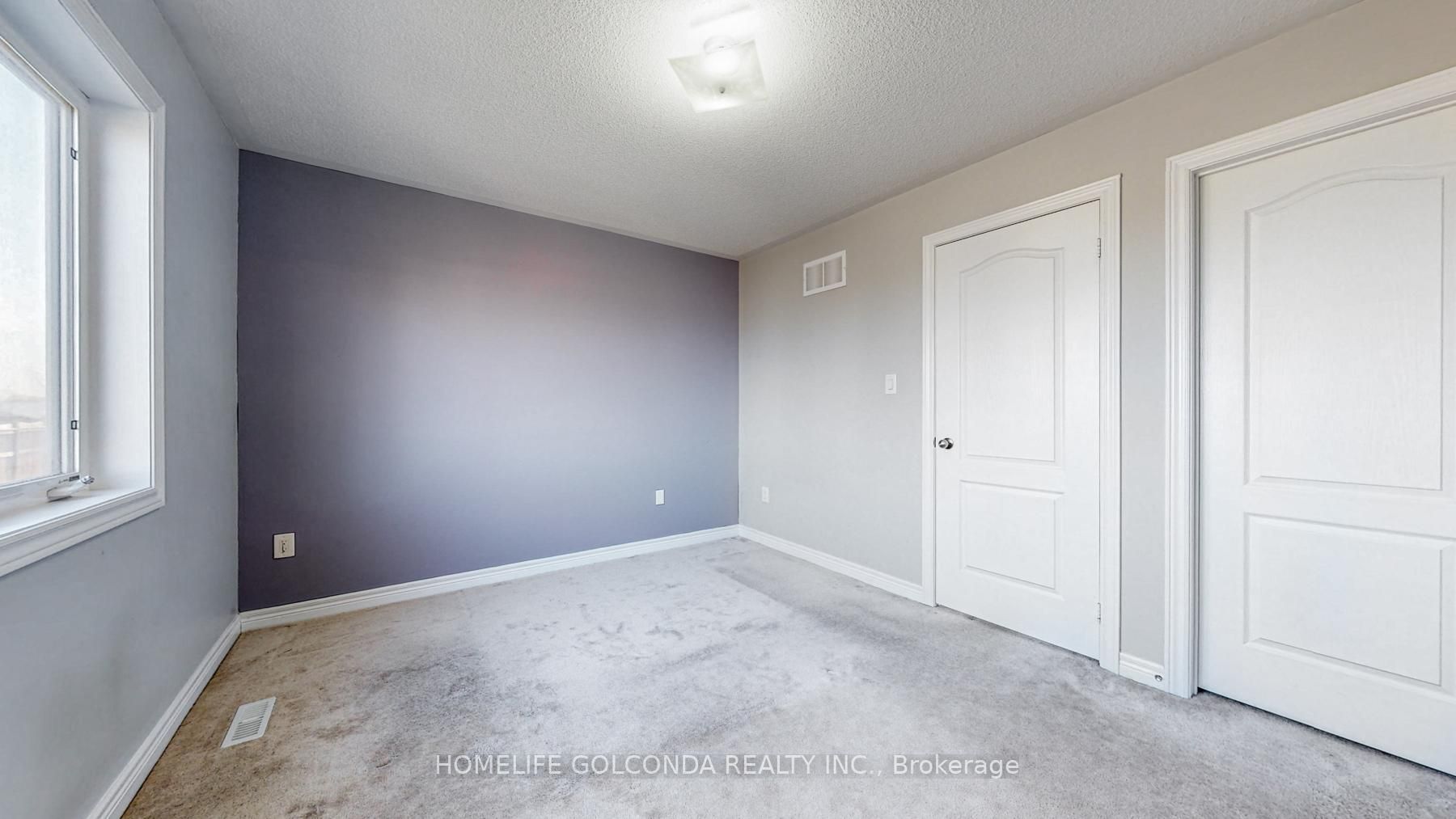 52 Pearcey Cres