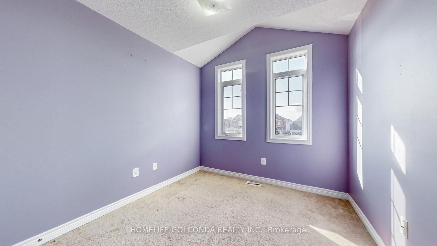 52 Pearcey Cres