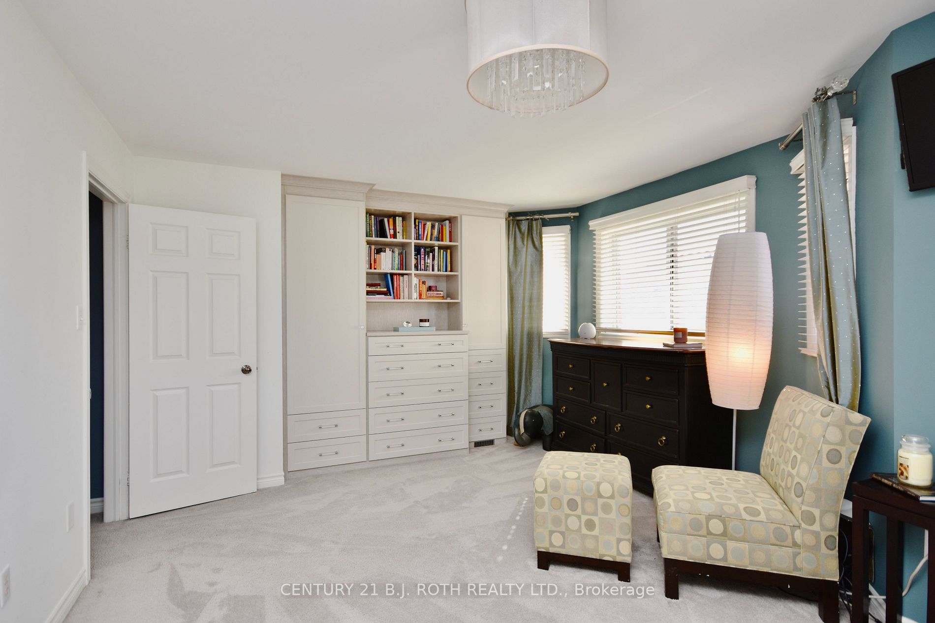 173 Hurst Dr