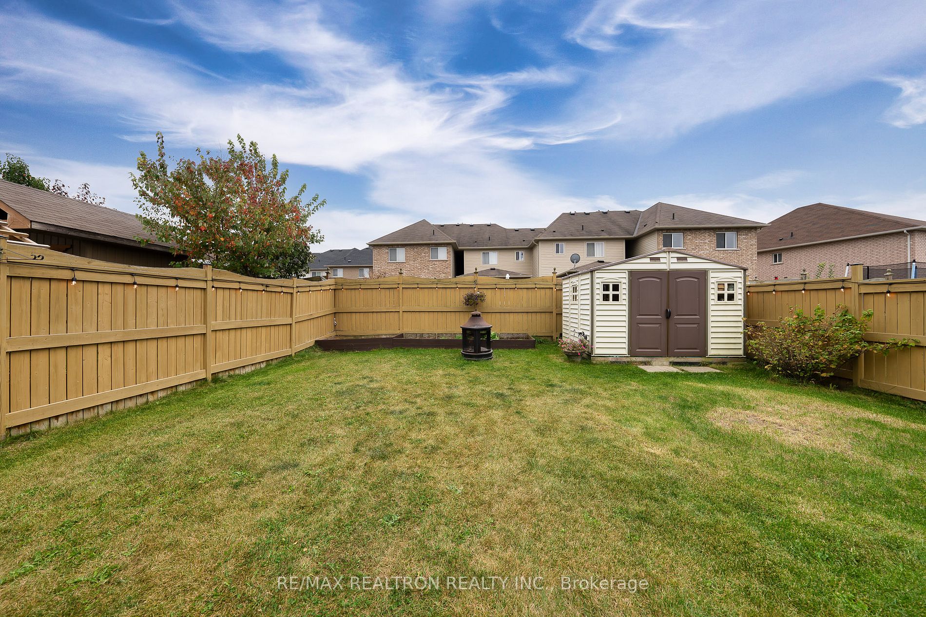 129 Empire Dr