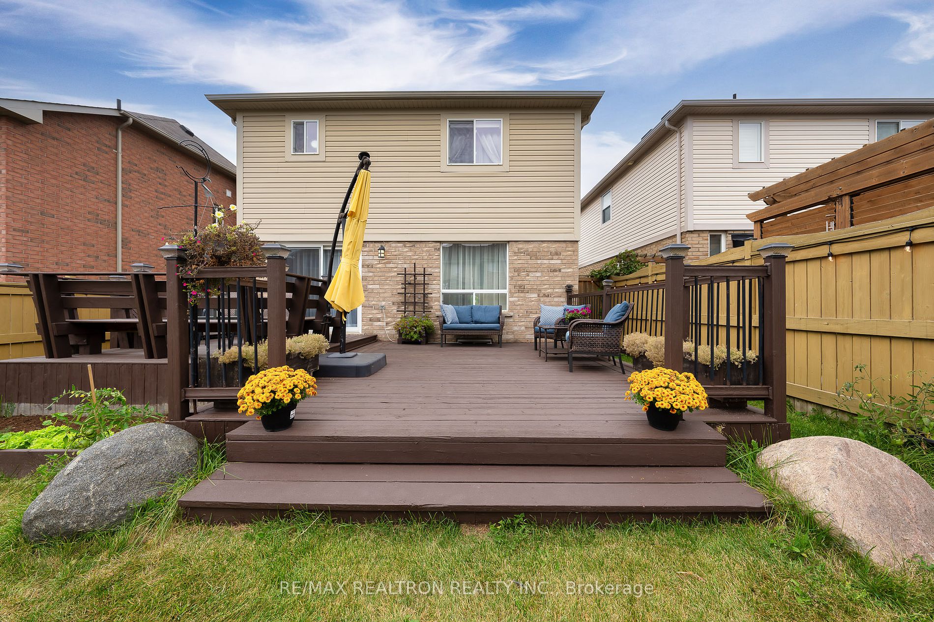129 Empire Dr