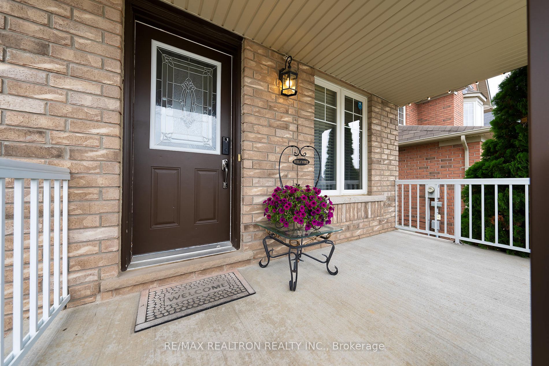 129 Empire Dr