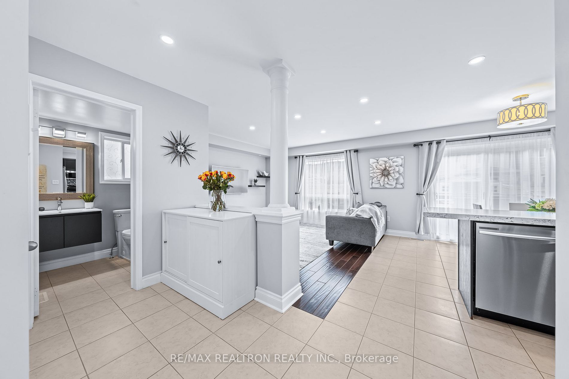 129 Empire Dr
