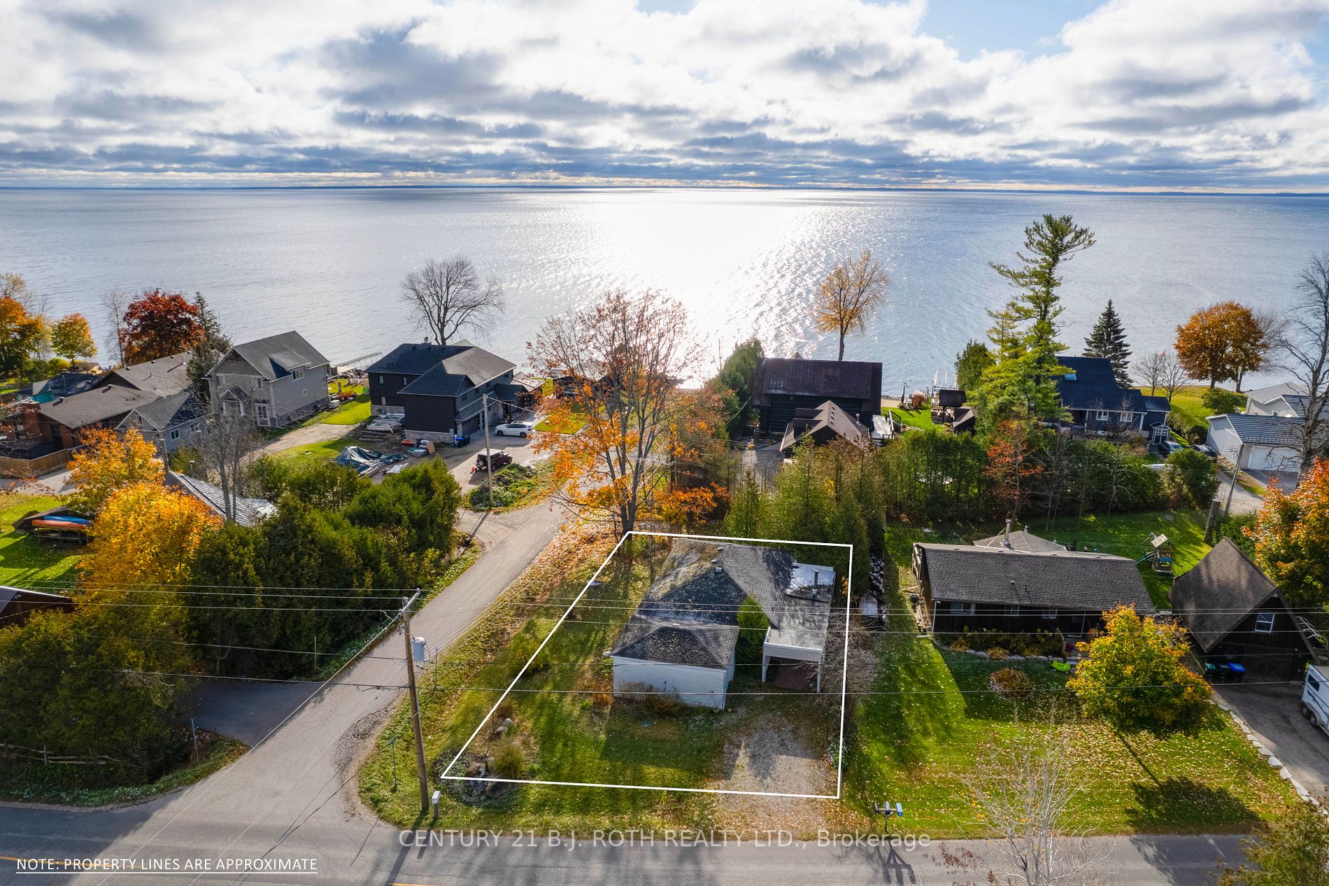 71 Lakeshore Rd E