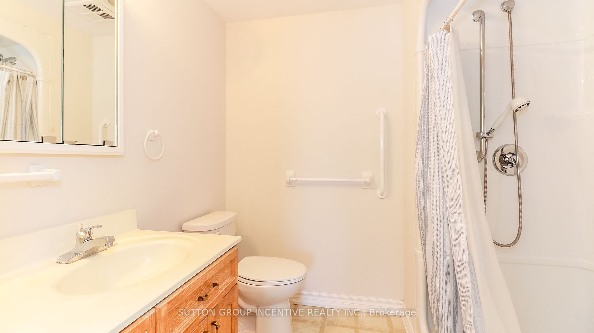 94 Dean Ave S, #307