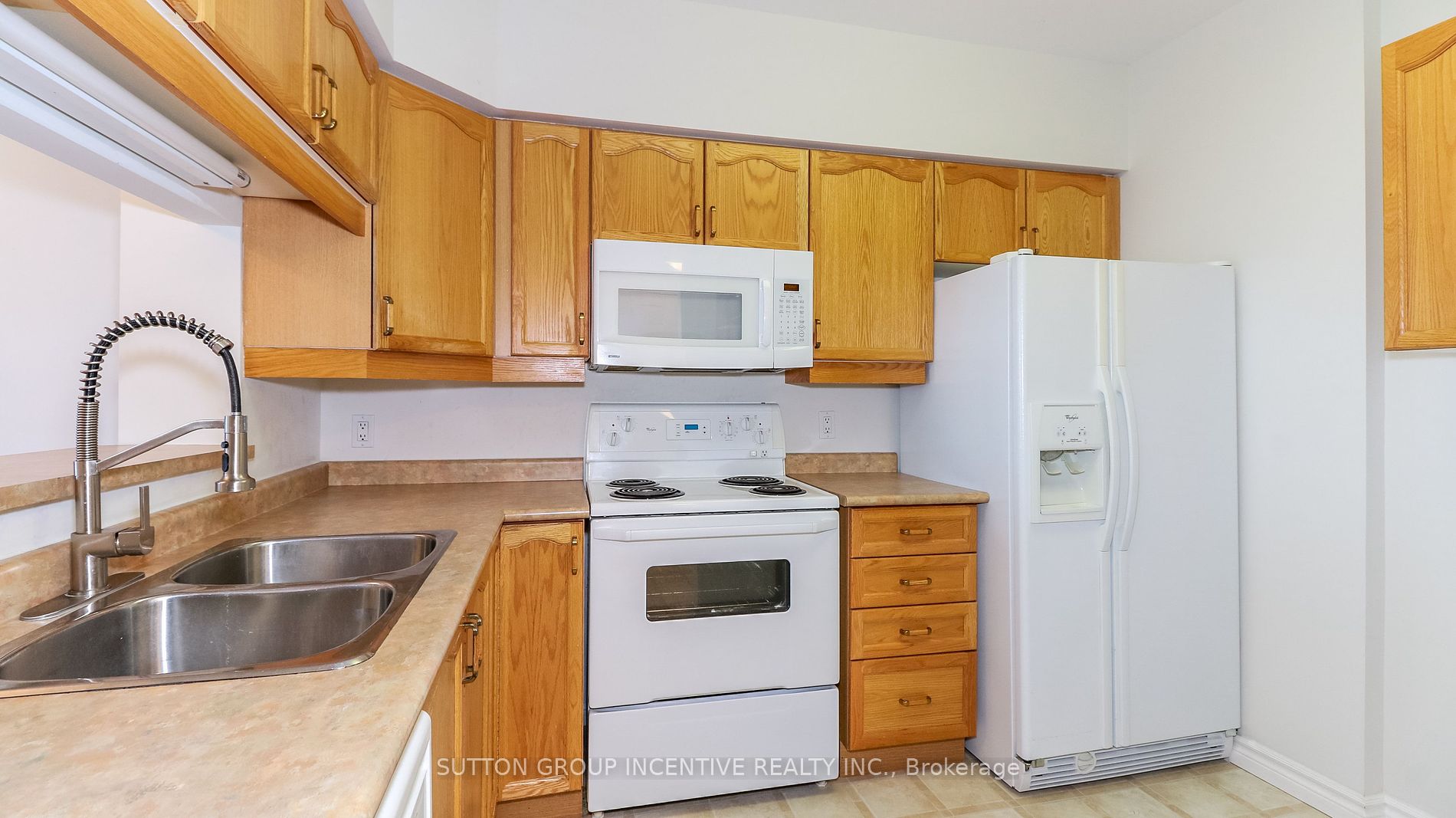 94 Dean Ave S, #307