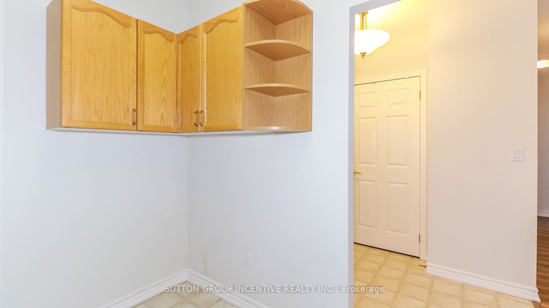 94 Dean Ave S, #307