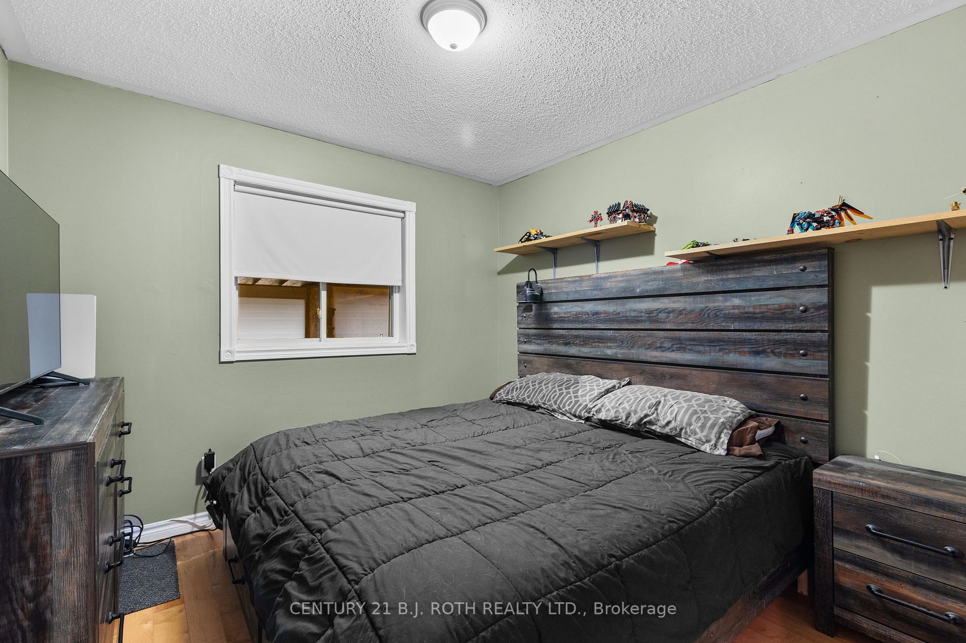 9 Kenwell Crt