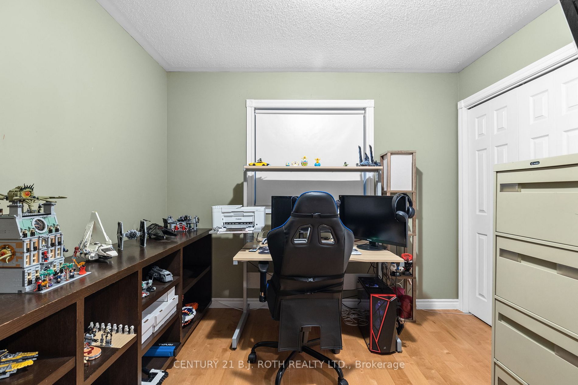 9 Kenwell Crt