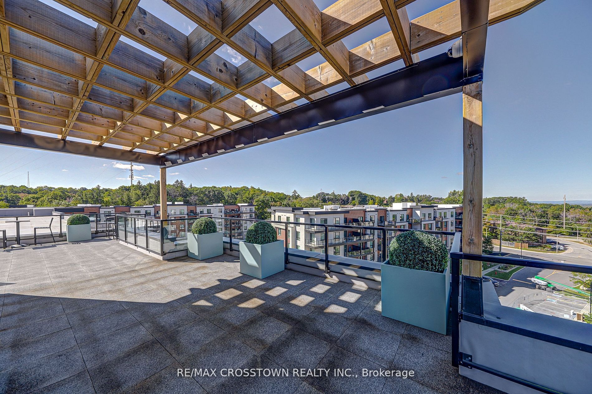 302 Essa Rd, #201