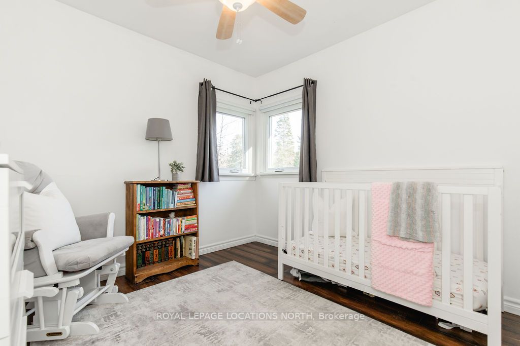 10 Oak St
