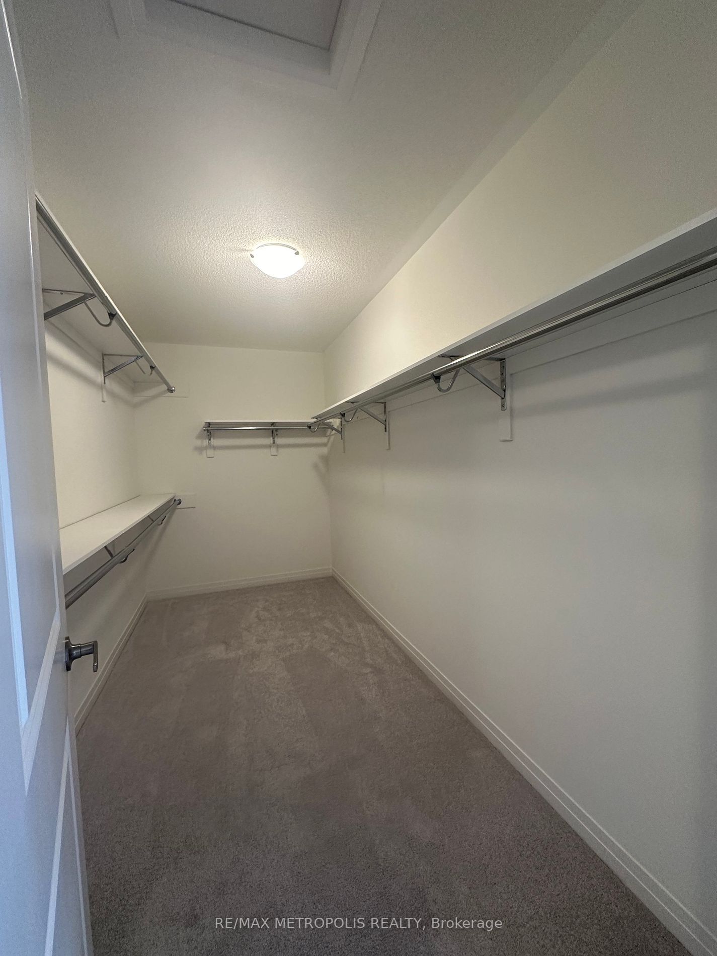 34 Copperhill Hts, #Main