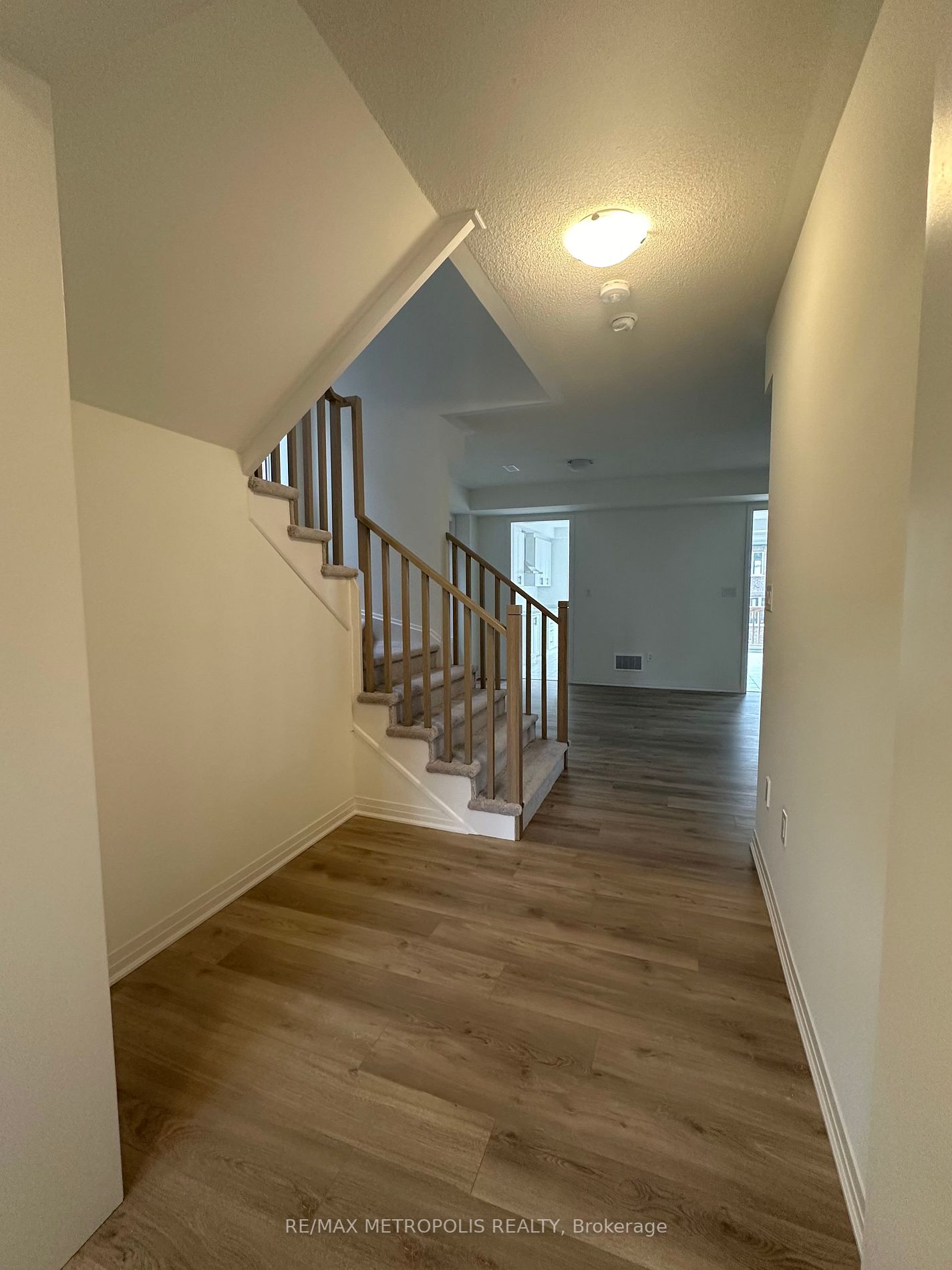 34 Copperhill Hts, #Main