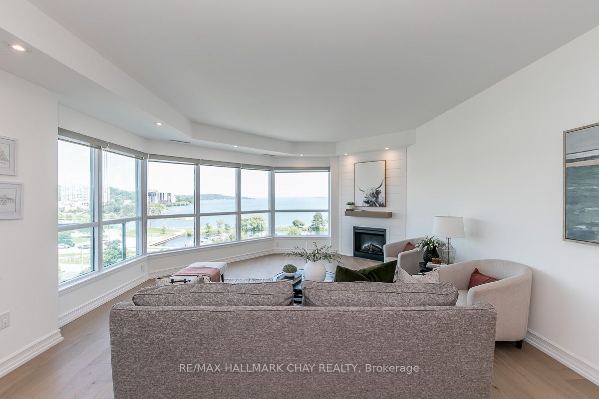 6 Toronto St, #801