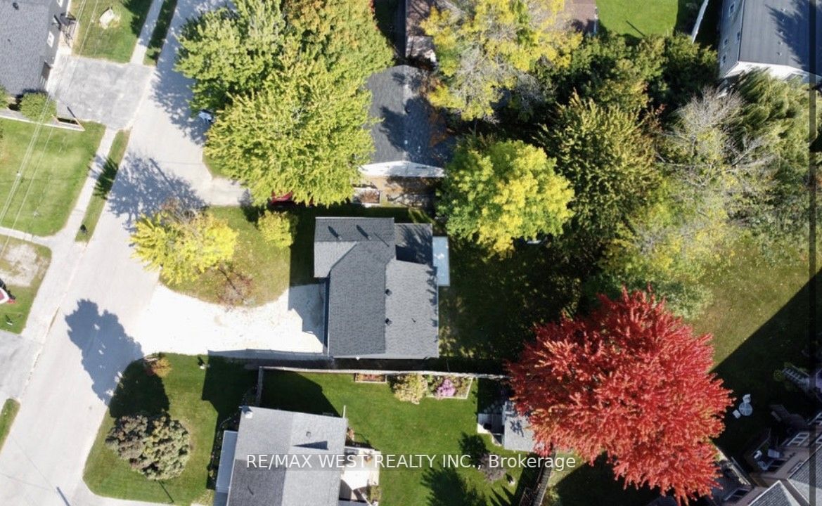 159 Cedar Island Rd