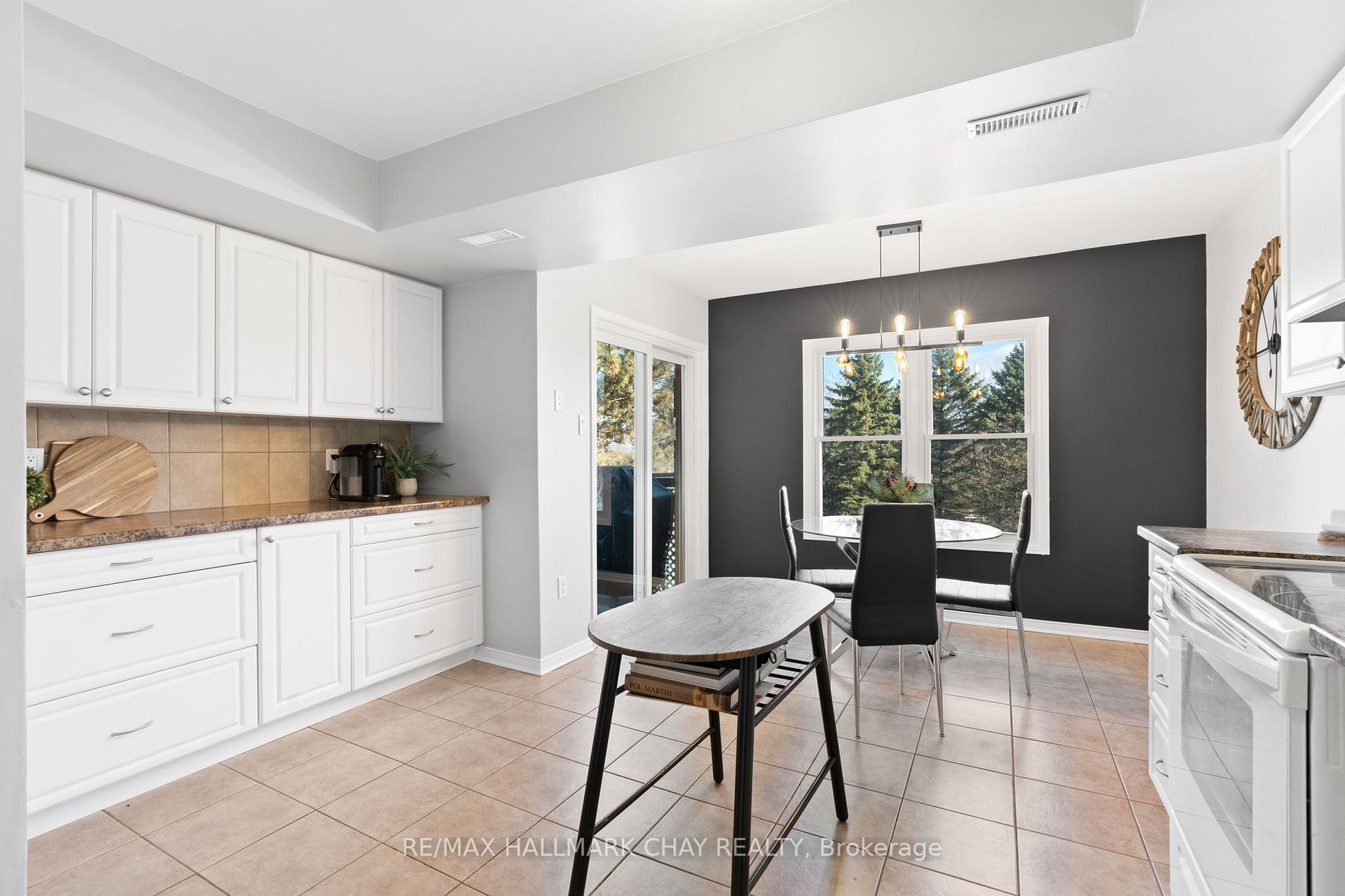 119 D'ambrosio Dr, #52