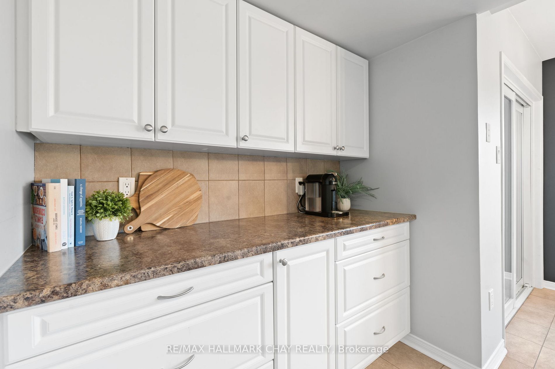 119 D'ambrosio Dr, #52