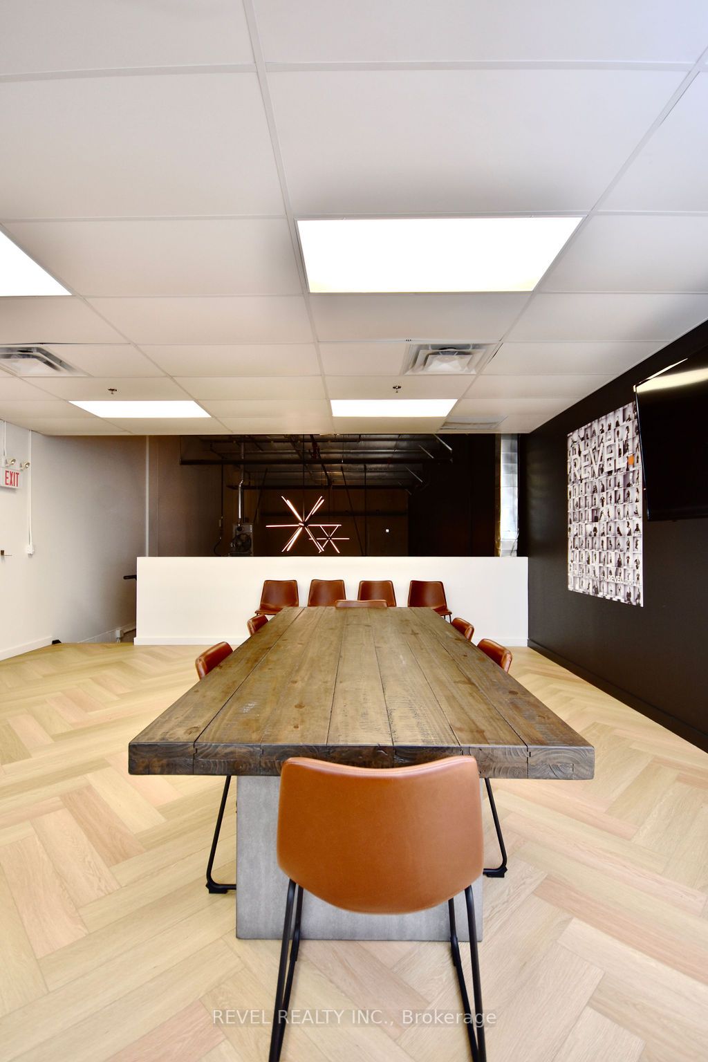 353 Saunders Rd, #4